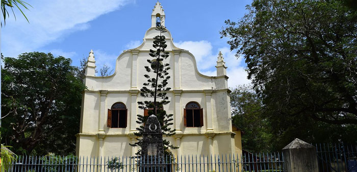 Baymaas Lakehouse Kochi - St. Francis Church